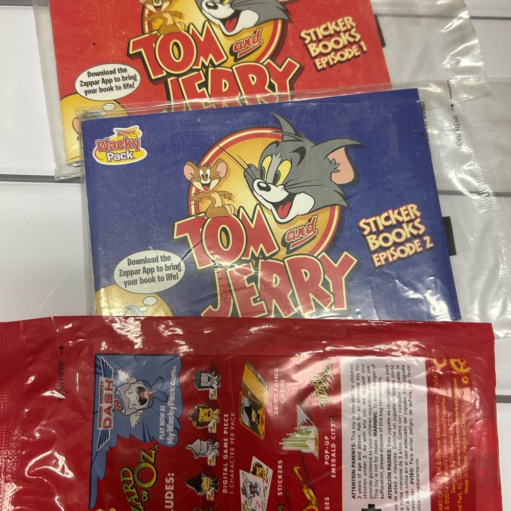 2 Tom and Jerry Sticker Books Set & wizard of Oz